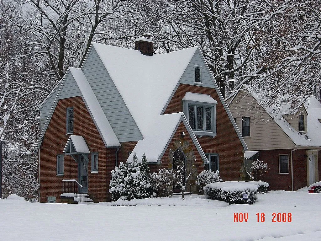 102 Jennette Dr photo 1