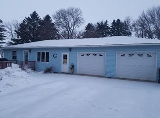 1316 211th St, Holland, MN 56139