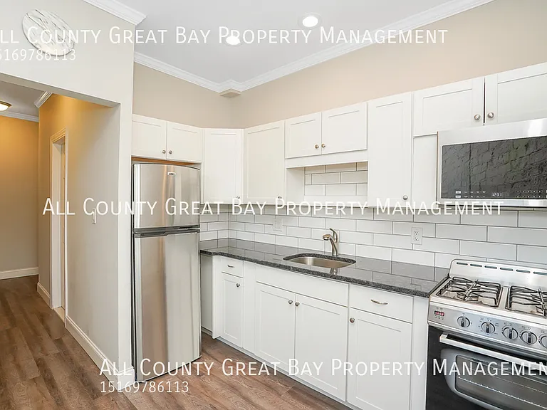 8 Railroad Ave #4 — Photo 12