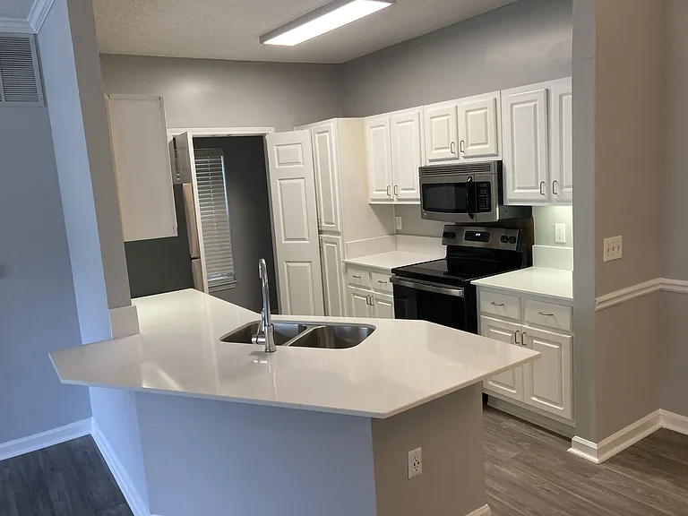 Aubreys Landing — Photo 80