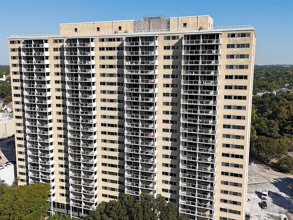 3883 Turtle Creek Blvd #306