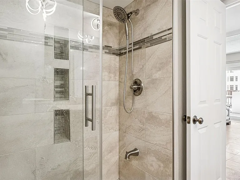 4141 Bayshore Blvd #12.1 — Photo 17