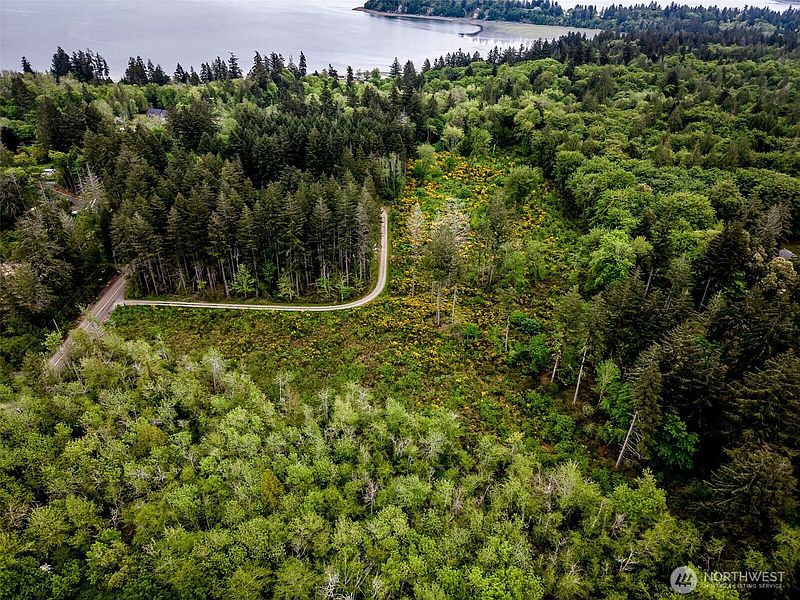 2nd image of 24 156th Avenue SW