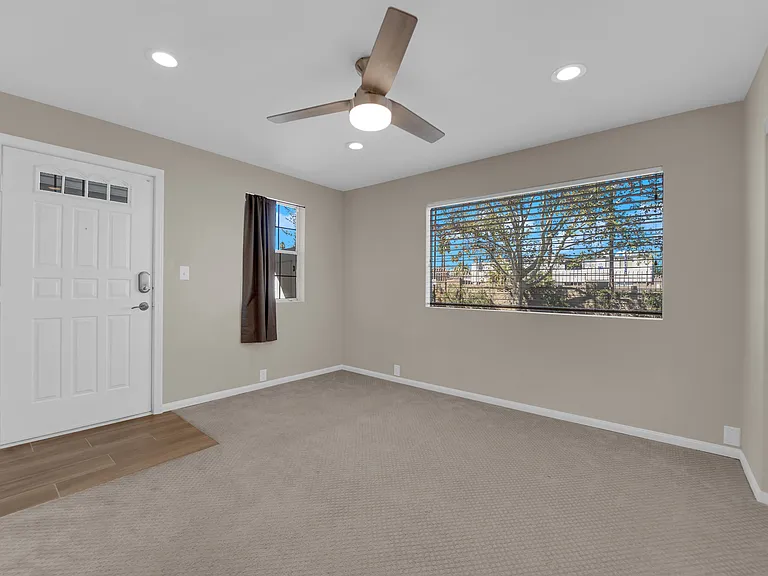 710 Tam O Shanter — Photo 12