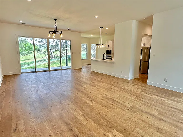 5206 Country Club Dr — Photo 17