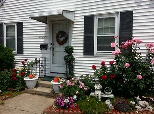 46 Hillhurst Ave, Providence, RI 02909