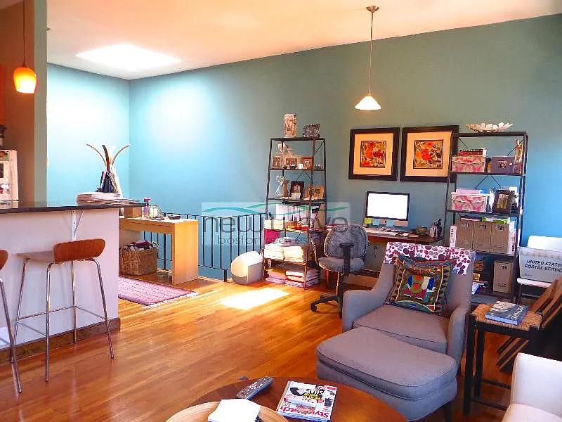 1 bed, 550 sqft, $3,200 — Photo 3