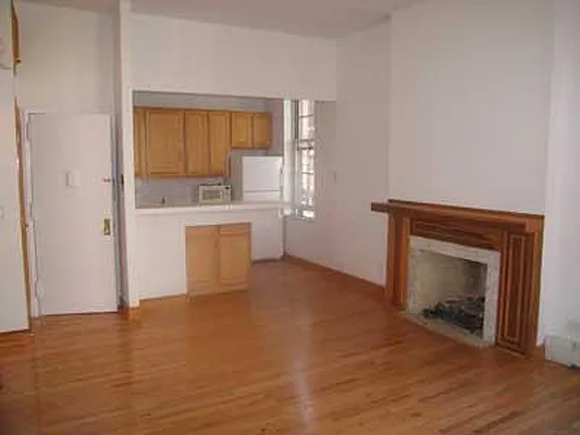 Rented by Buchbinder & Warren | media 1