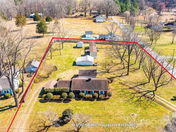 2375 E State Highway 10, Conover, NC 28613