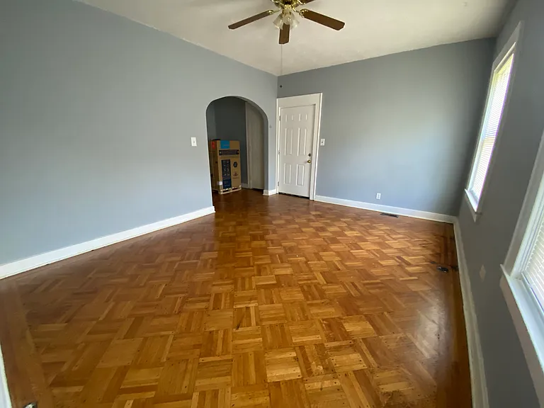 305 W Whitney Ave #204 — Photo 6