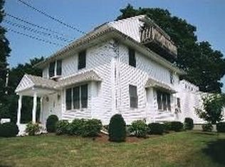11 Hillside Rd, Watertown, MA 02472