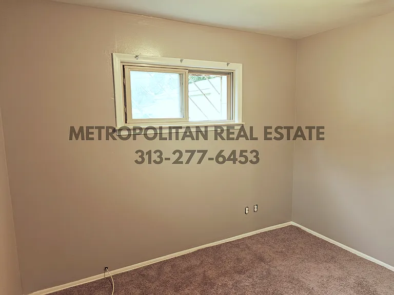26680 Penn St — Photo 15