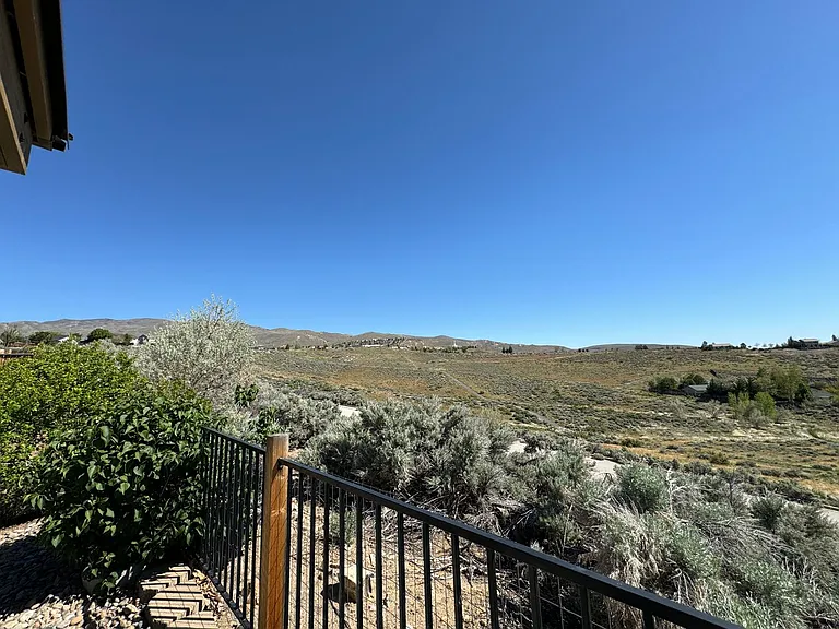 1670 Saturno Heights Dr — Photo 8