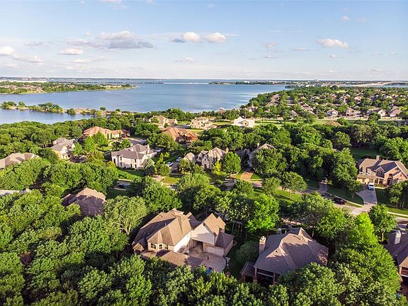 5th image of 5113 Lake Forest Dr