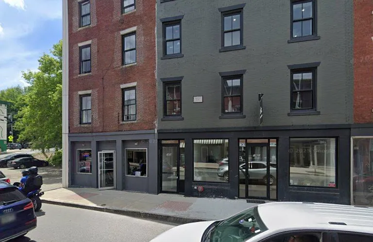 11 Commercial St #401 — Photo 1