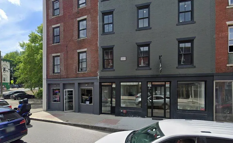 11 Commercial St #401