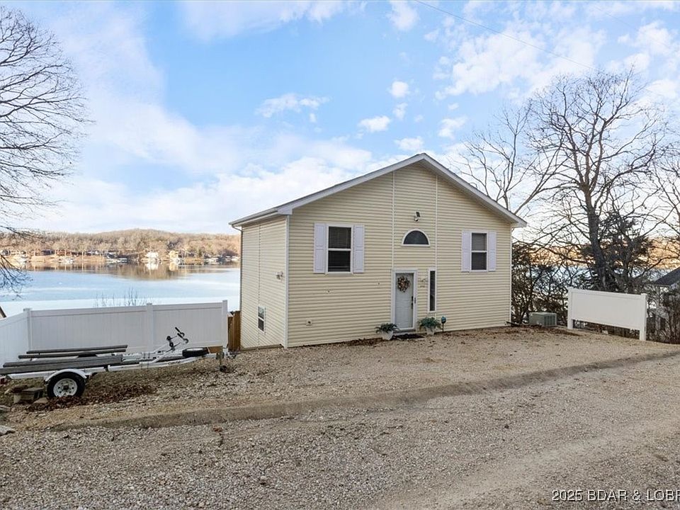 1st image of 27922 Lindsey Ln