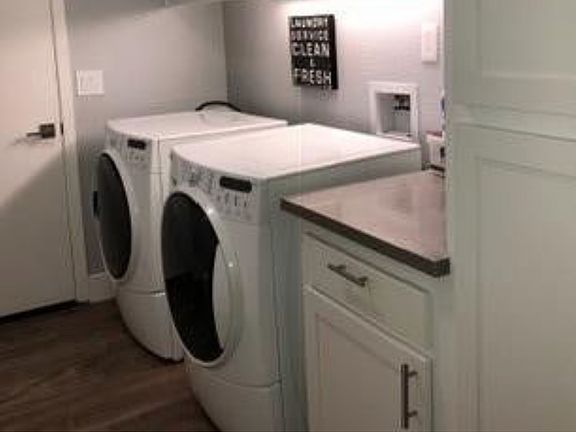 Washer & Dryer/Laundry Room