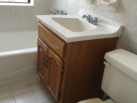 5th image of 3044 34th St #3A