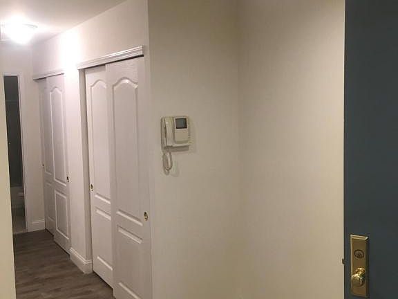2nd image of 17 Gadsen Pl APT 1E