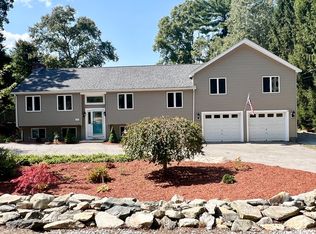 16 Grove St, Bellingham, MA 02019