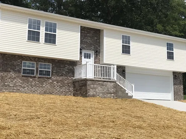 242 Oaklawn Cir, Corbin, KY 40701