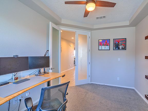 4th image of 3038 Shannon Ln NE