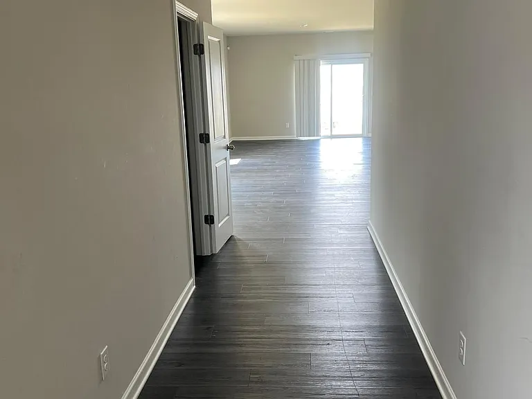 368 Amsterdam Way — Photo 3