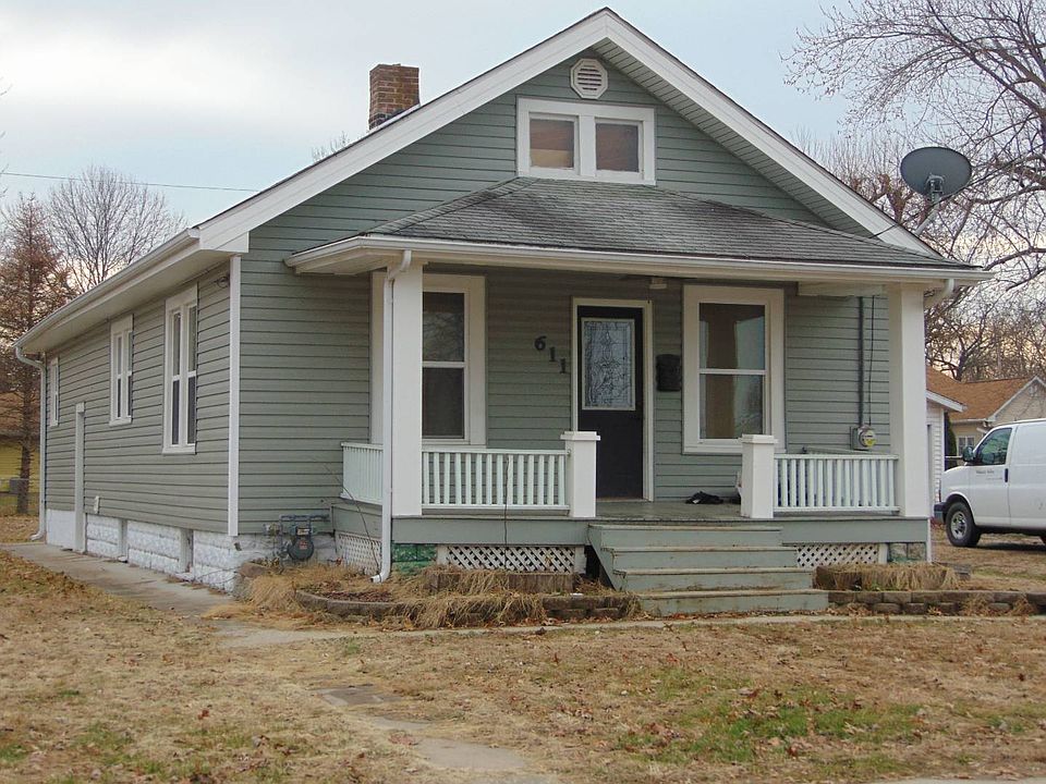 1st image of 611 W 2nd South St