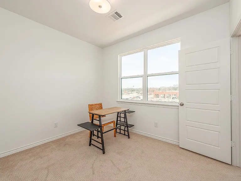 2828 Addison Park Ln — Photo 20
