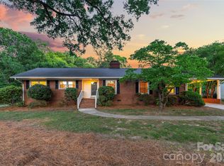 5430 Finsbury Pl, Charlotte, NC 28211