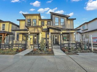 7760 196th St, Langley, BC V2Y 3V4