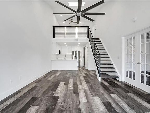 2nd image of 4143 Palm Bay Cir APT A