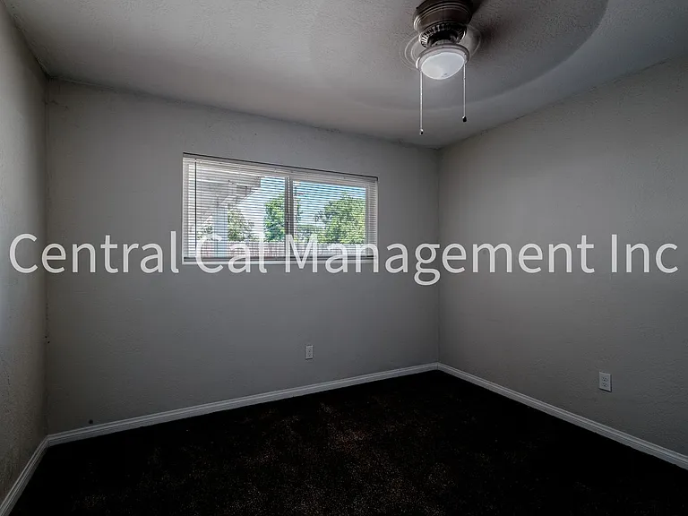 3605 Truman Ave — Photo 12