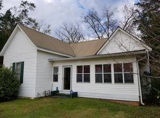 202 1st Ave NW, Wedowee, AL 36278