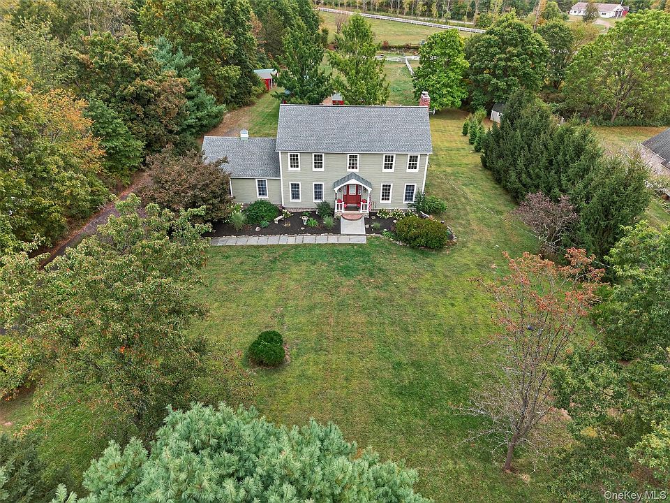 1st image of 214 DuBois