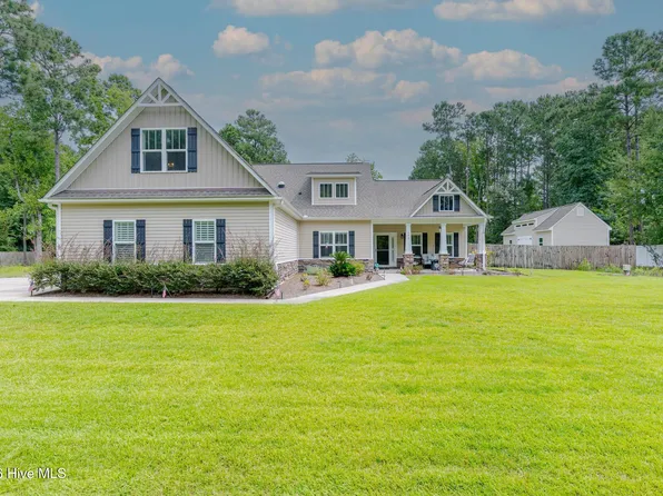 693 Dan Owen Drive, Hampstead, NC 28443