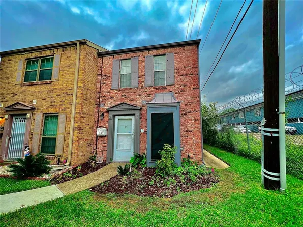 7964 Grove Ridge Drive #1, Houston, TX 77061