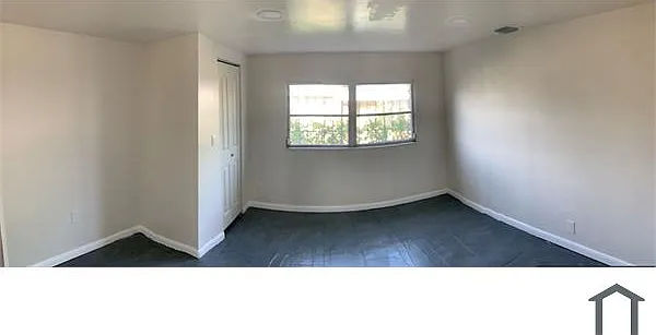 1029 Adams St #1 — Photo 8