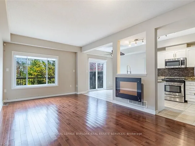 25 Liddycoat Ln — Photo 5