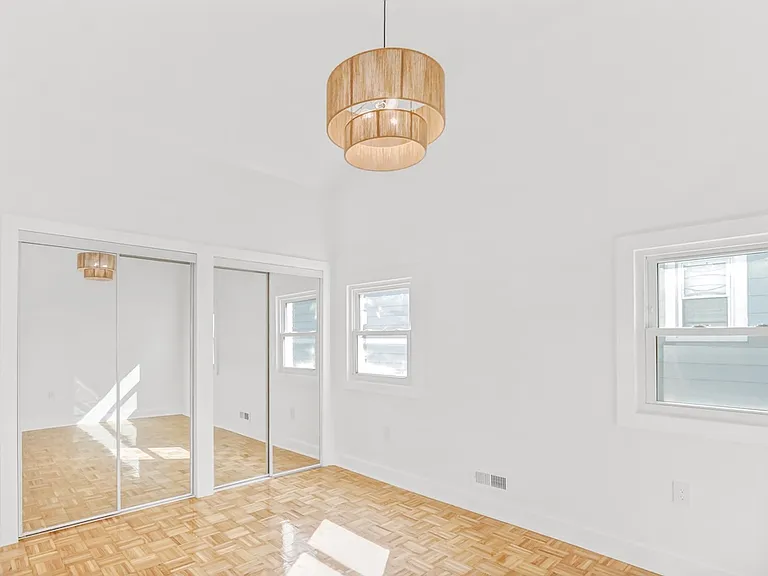 14 Columbus Ave — Photo 17