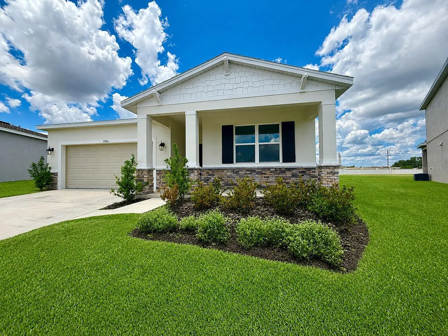 4 bed, 1839 sqft, $2,000 — Photo 1