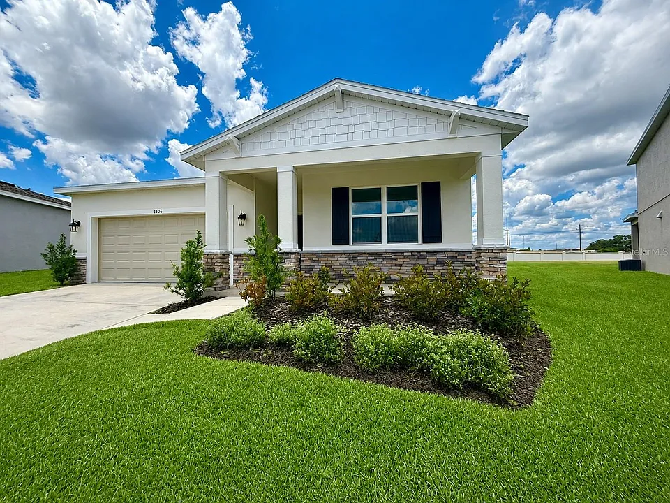 1306 Normandy Dr