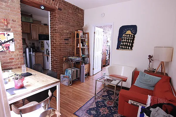 Rented by Keystone Properties | media 7