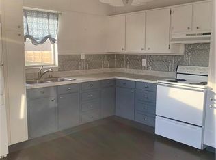 402 S Avenue D, Graham, TX 76374