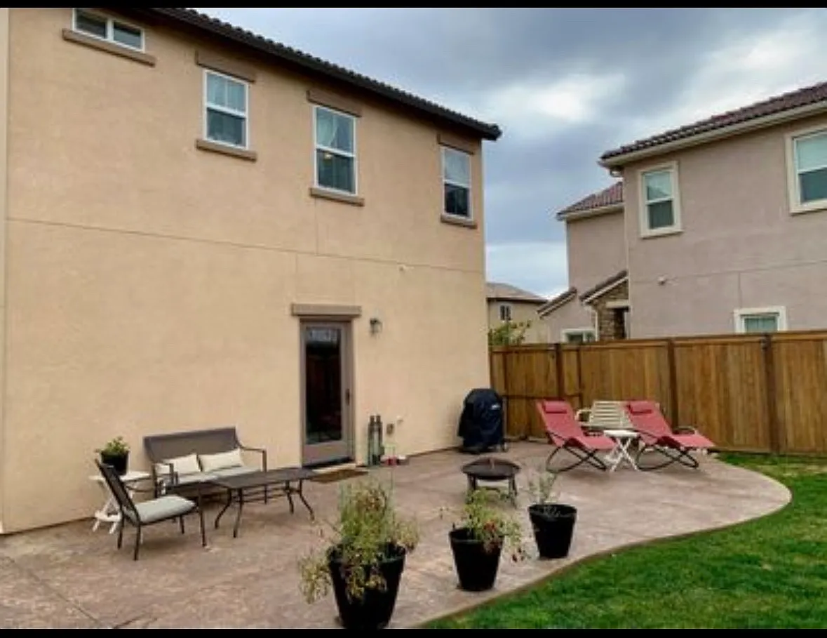 3 bed, 1668 sqft, $3,600 — Photo 1