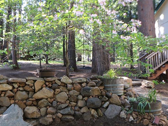 2nd image of 2656 Black Oak Dr