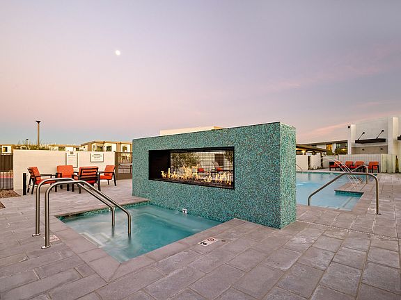 2nd image of 2800 W Sonoran Desert Dr #L3
