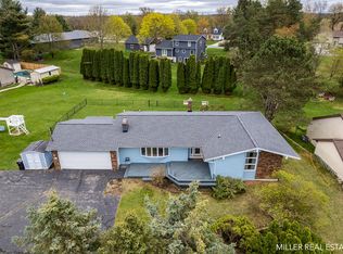 2219 Jeanne Dr, Hastings, MI 49058