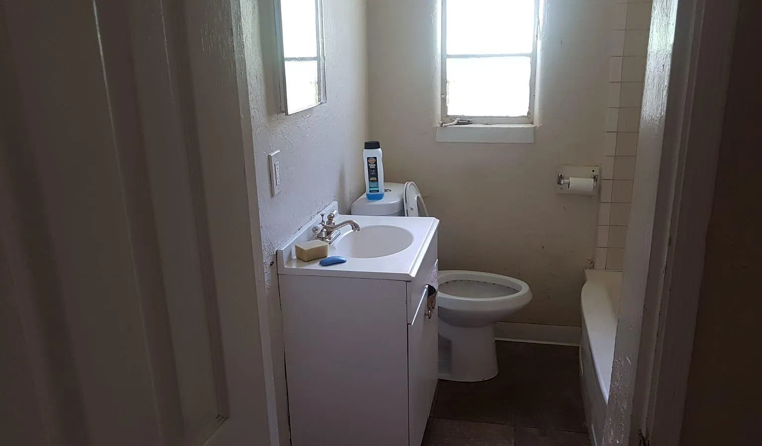 3 bed, 1100 sqft, $1,149 — Photo 3